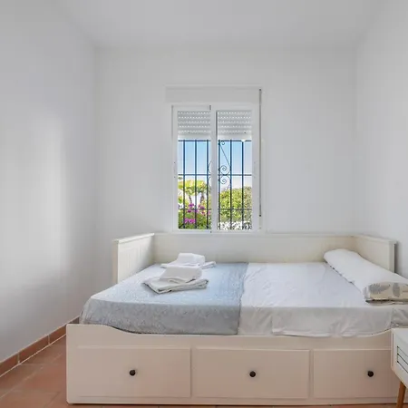 Apartment Con Piscina En Playa *